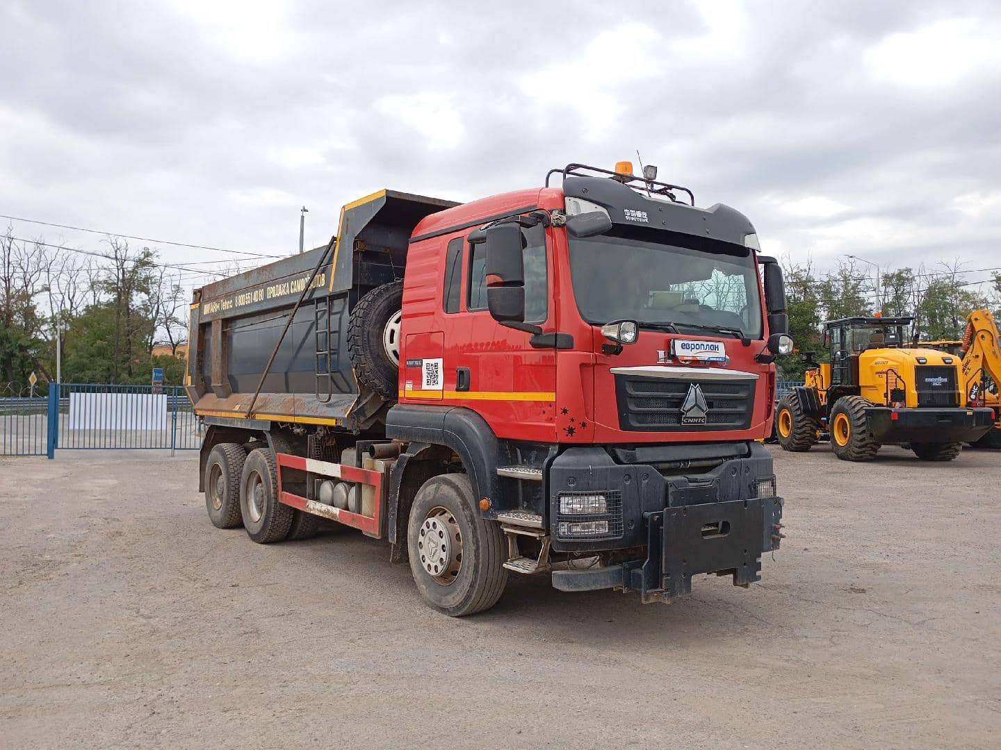 HOWO ZZ3256V384GE 6x4,  150 963 км, 2023 года в лизинг