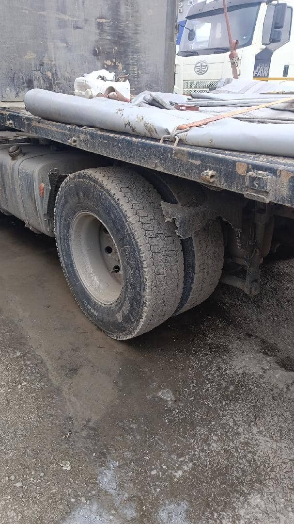 Sitrak C7H 4x2 ZZ4186V361HE,  420 000 км, 2022 года в лизинг