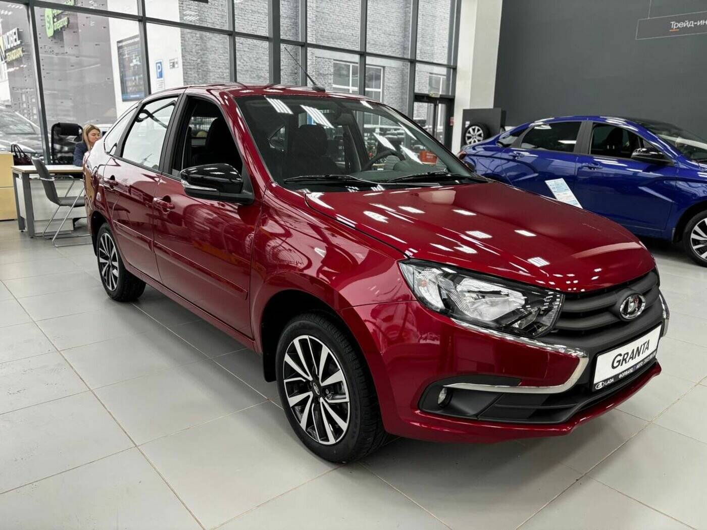 Lada Granta седан #CLUB 24 1.6 90hp 5MT