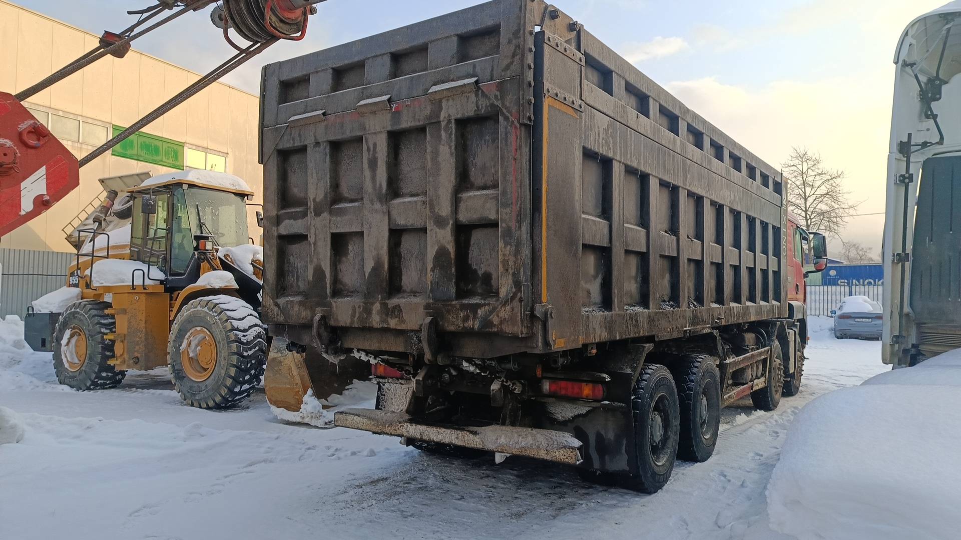 HOWO ZZ3317V386GE1 8х4,  250 131 км, 2022 года в лизинг