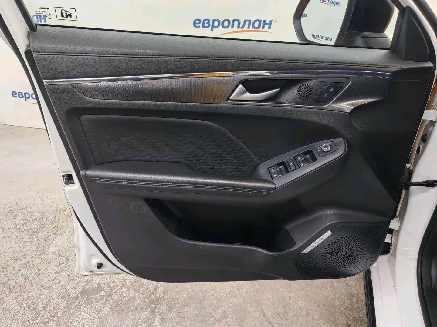 Haval Jolion,  175 121 км, 2024 года в лизинг