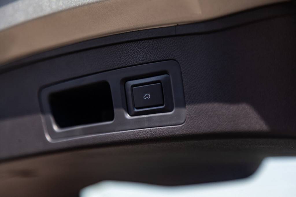 EXEED LX Premium 1.6T 7DCT AWD