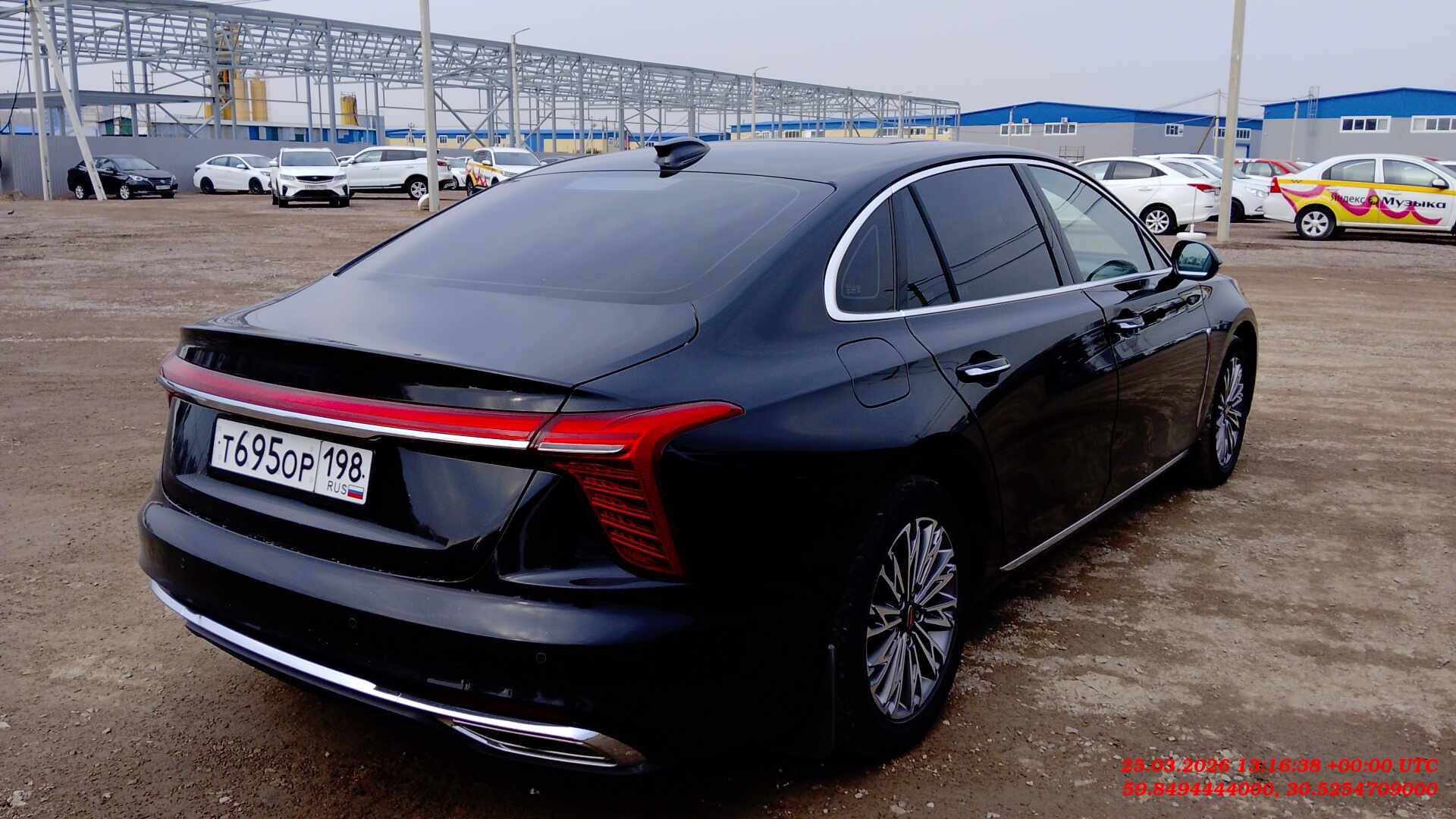 Hongqi H5,  134 813 км, 2024 года в лизинг