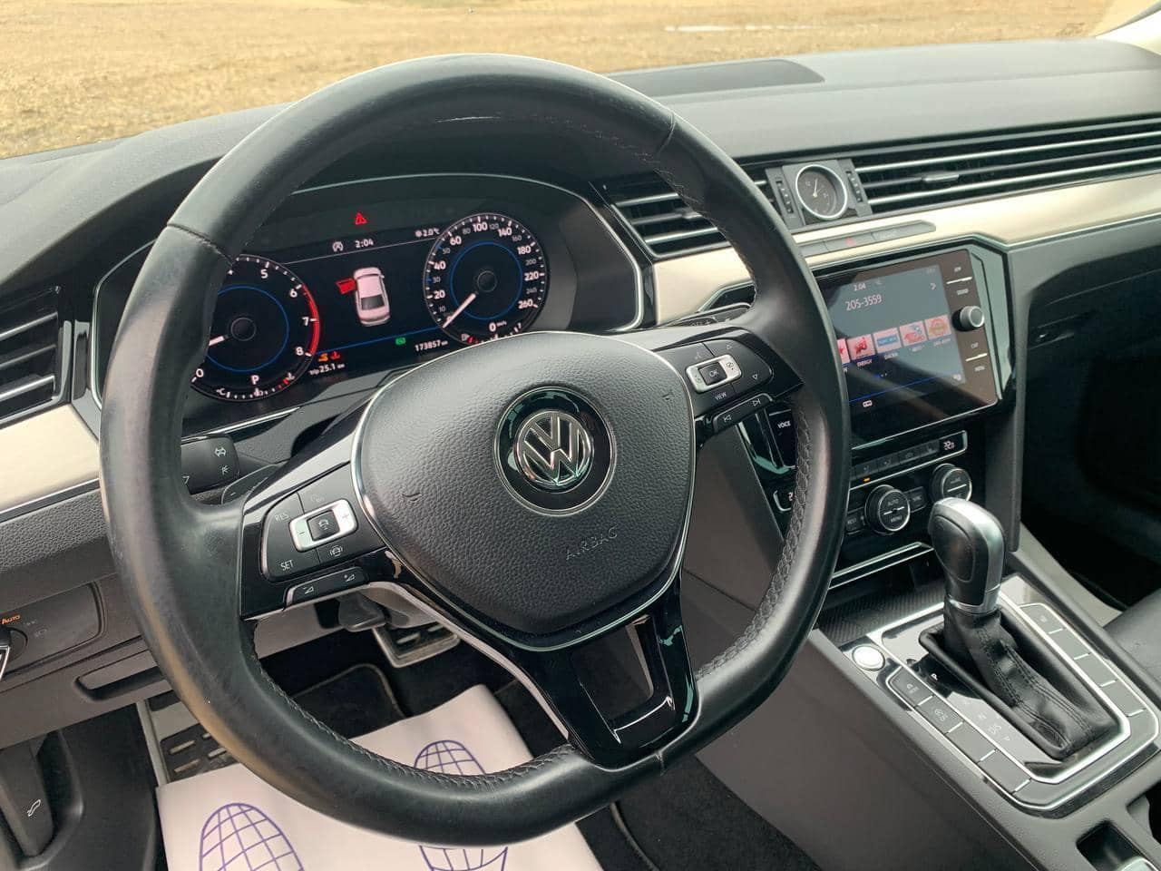 Volkswagen Passat,  173 857 км, 2019 года в лизинг