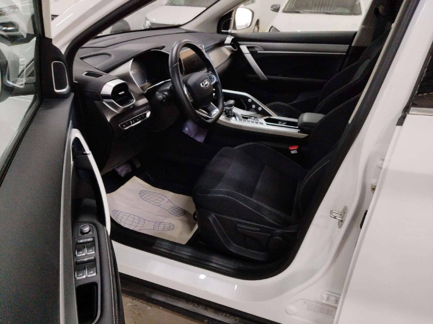 Geely Coolray,  74 165 км, 2023 года в лизинг