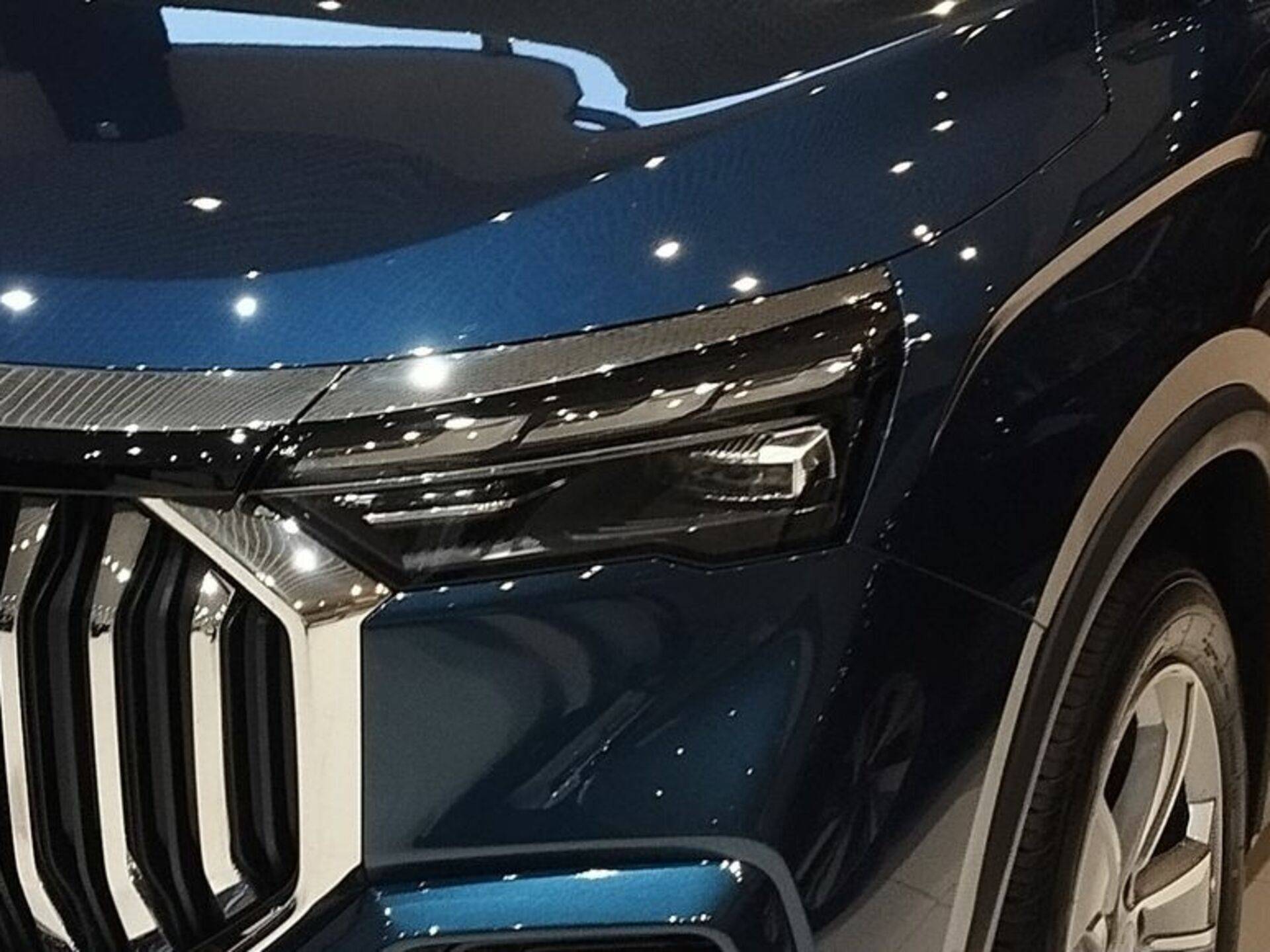 Geely Okavango Flagship 2.0T 7DCT 2WD