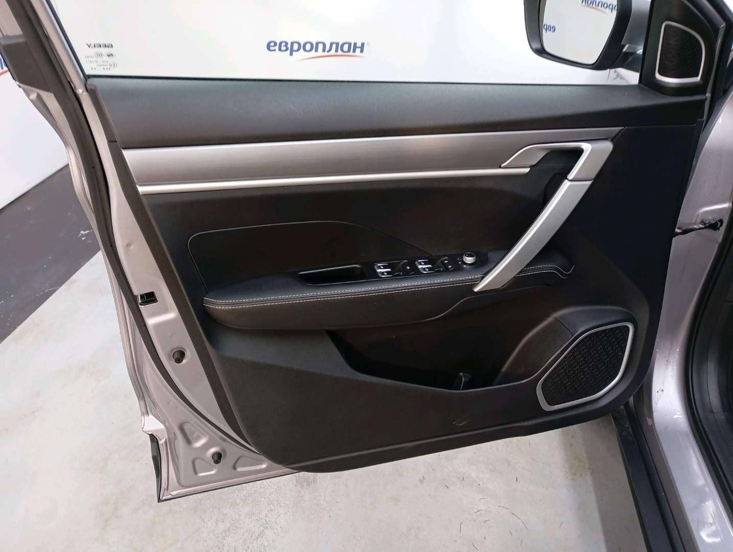 Geely Coolray,  35 264 км, 2023 года в лизинг