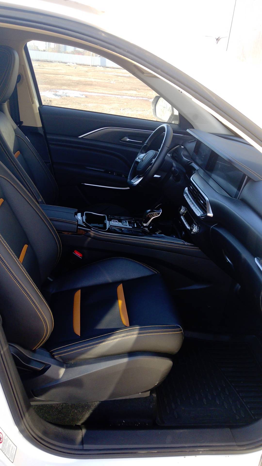 FAW Bestune T77,  104 726 км, 2023 года в лизинг