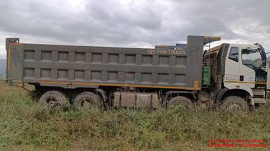 FAW CA3310P66K24T4E5 8х4