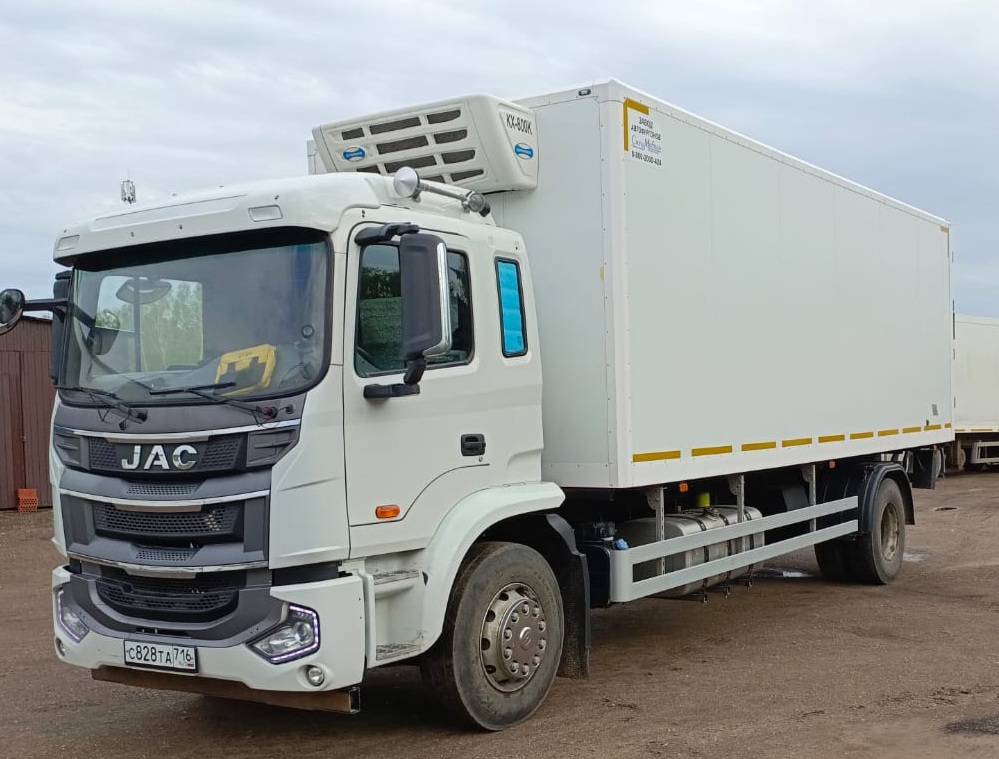 JAC N 180