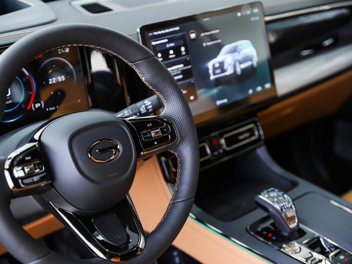 GAC GS8 GX Premium 2.0 8AT 4WD