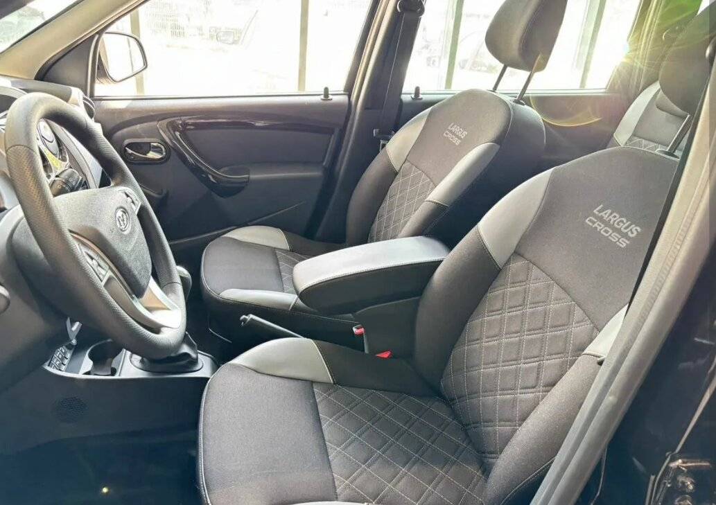 Lada Largus Cross Энджой 5 мест 1.6 106 л.с. МТ (Enjoy)