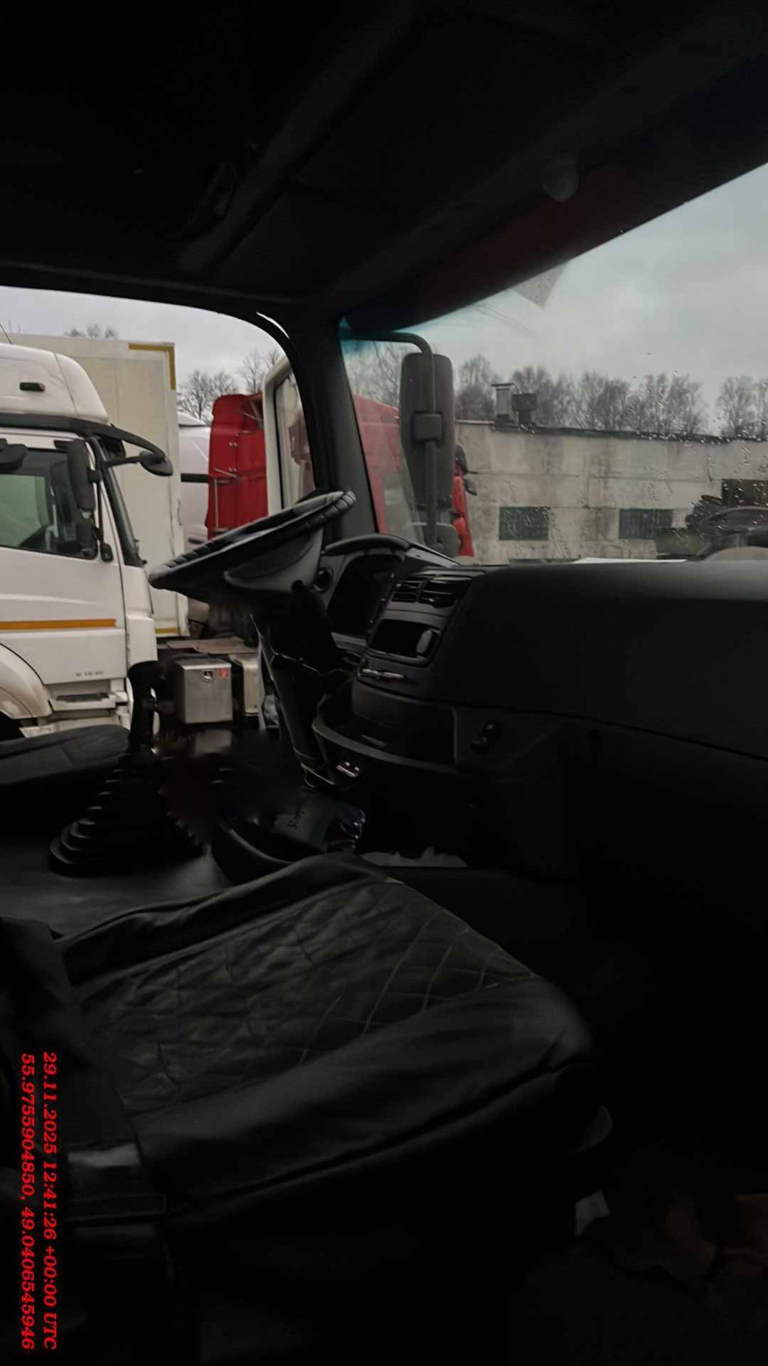 КАМАЗ 5490-S5 (M1840),  853 880 км, 2019 года в лизинг