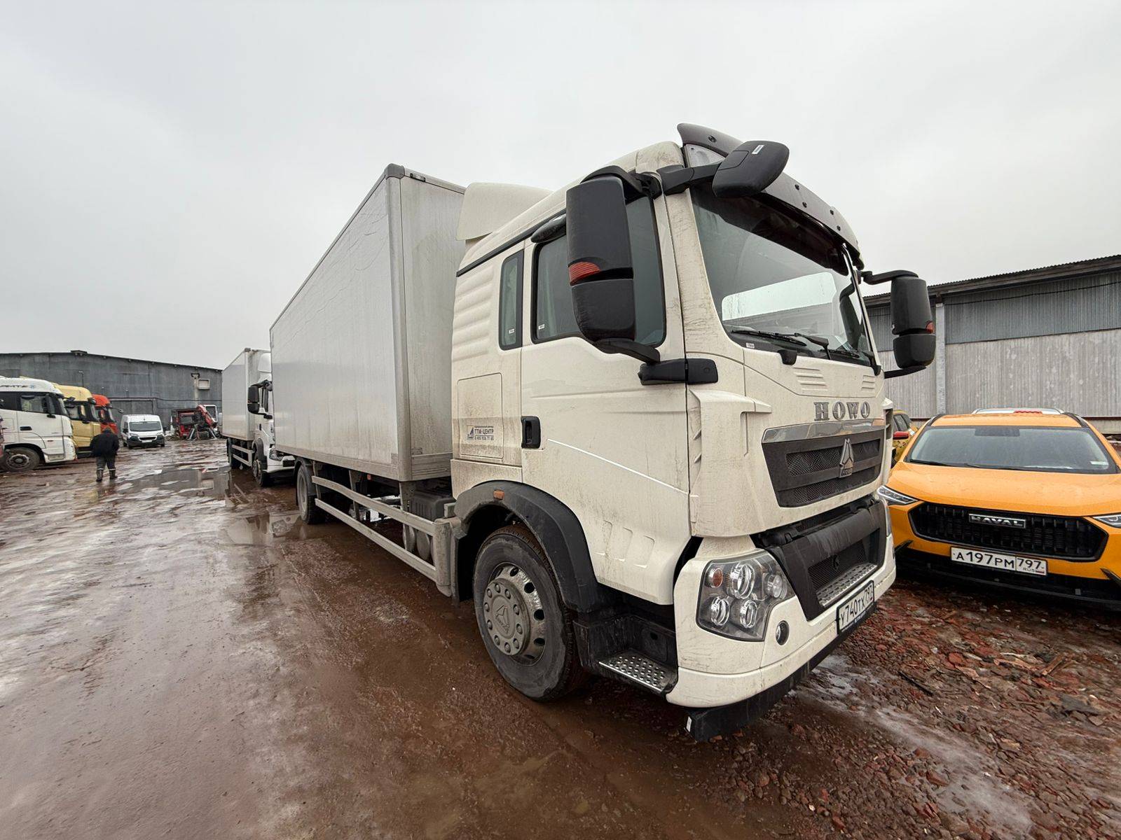 HOWO ZZ1186N621GE1 Лот 000006914