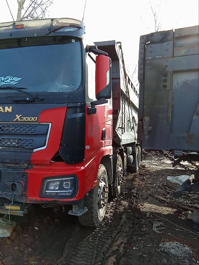 Shacman SX33186V366,  123 763 км, 2022 года в лизинг