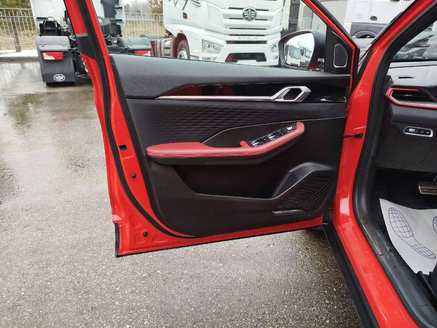 Geely Coolray,  15 159 км, 2024 года в лизинг