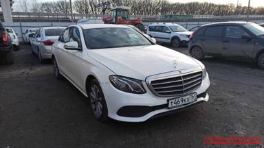 Mercedes-Benz E седан
