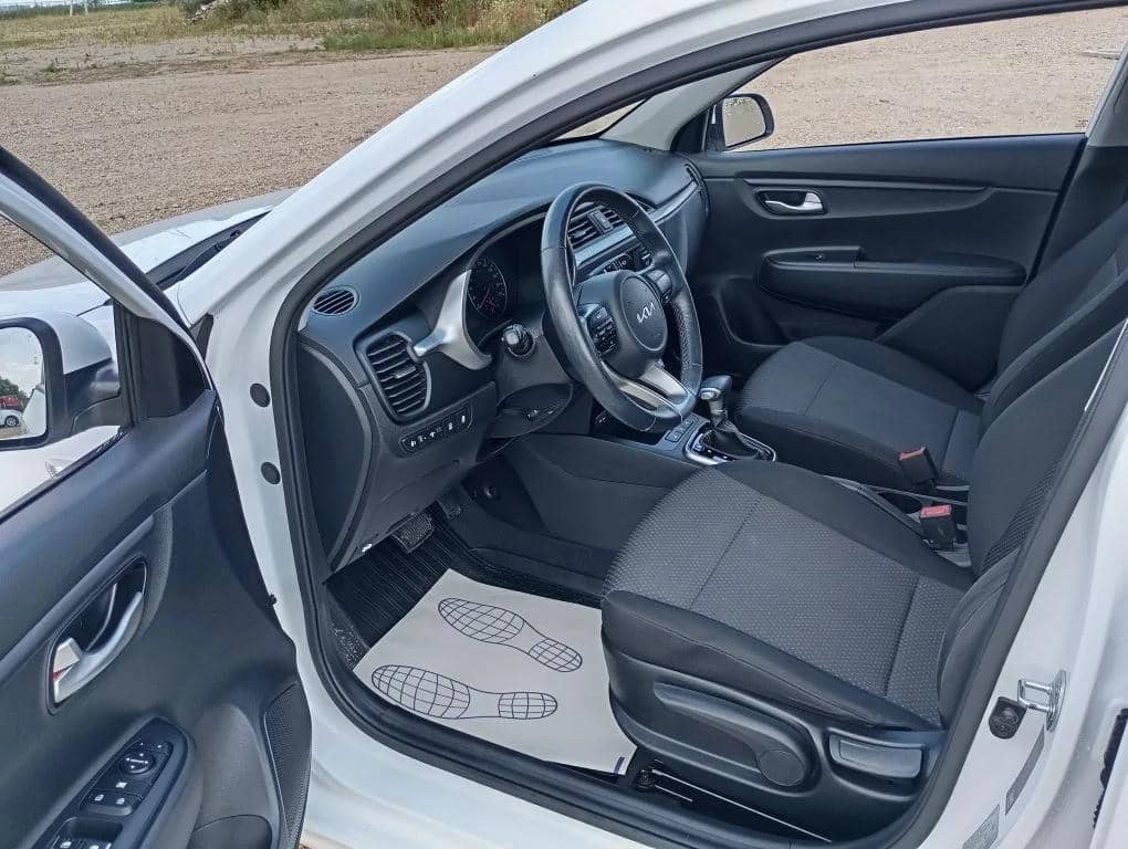 KIA Rio,  105 190 км, 2021 года в лизинг