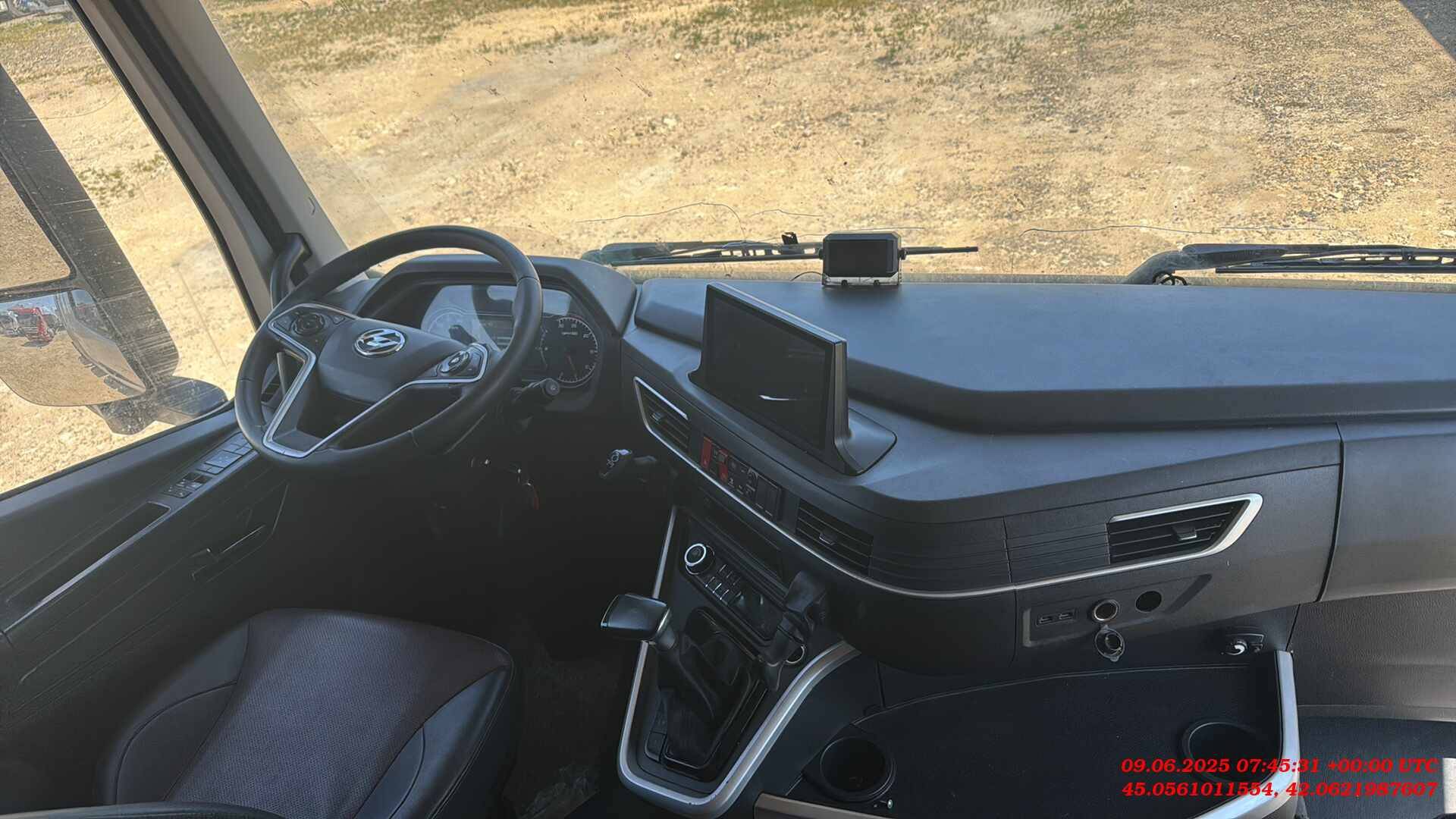 HONGYAN CQ4186HV52,  261 474 км, 2023 года в лизинг