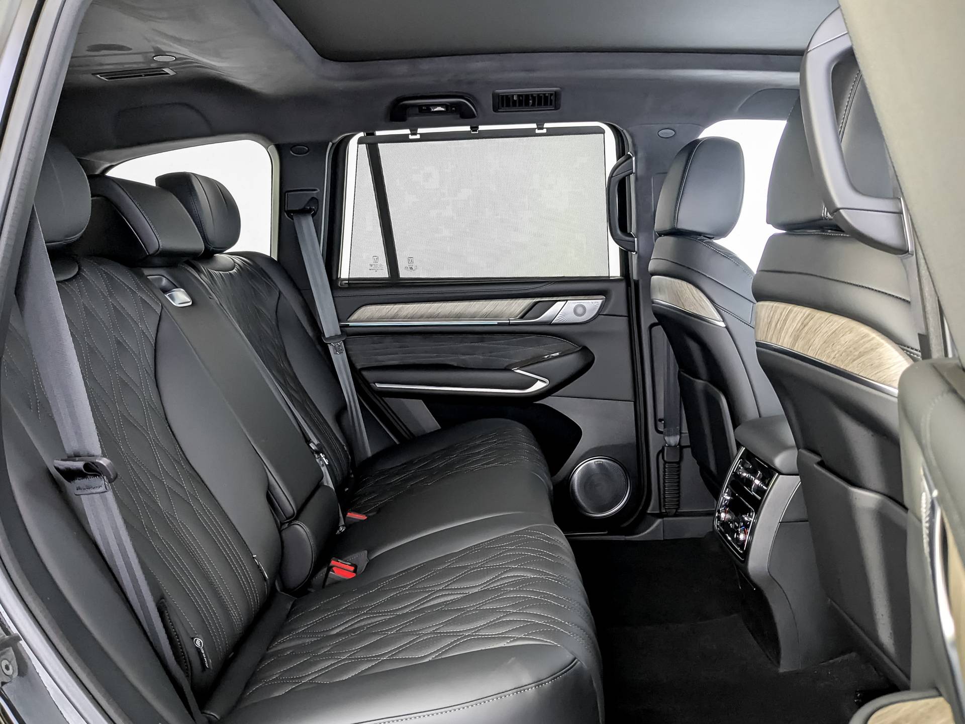 Tank 500 BLACKTRAIL  3.0 9AT 4WD