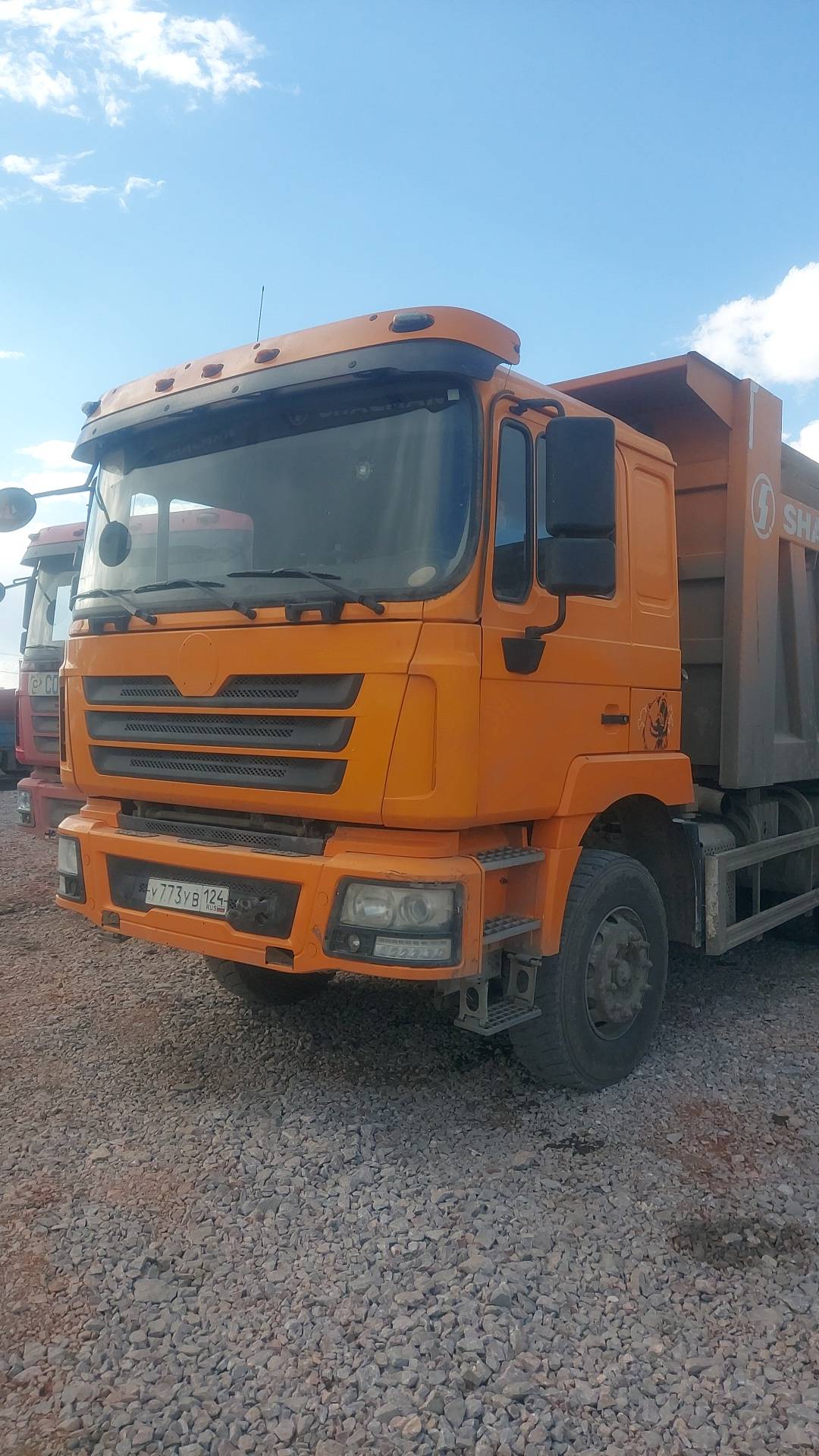 Shacman SX3258DR384,  123 462 км, 2022 года