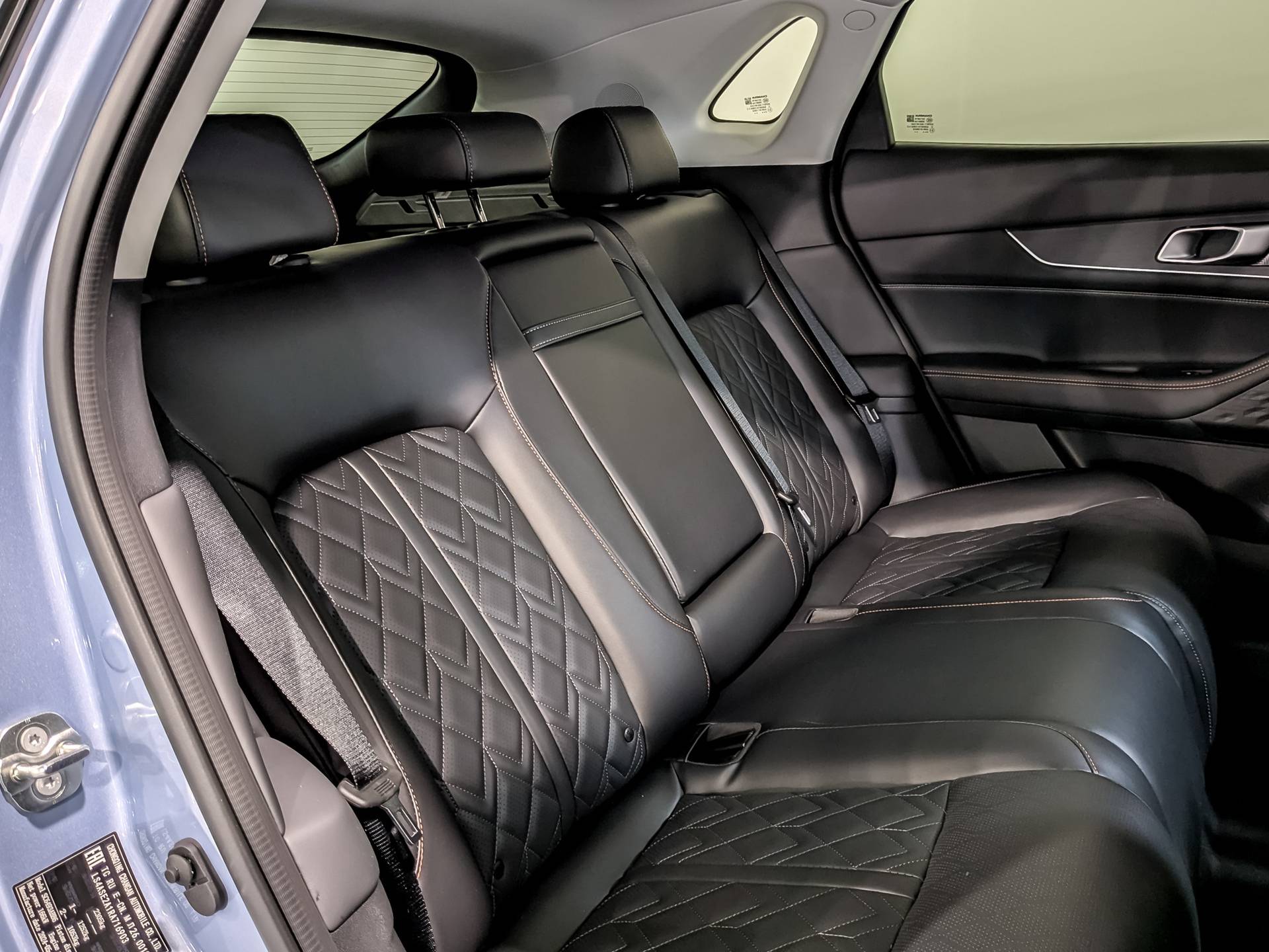 Changan Uni-K Tech 2.0 8AT AWD