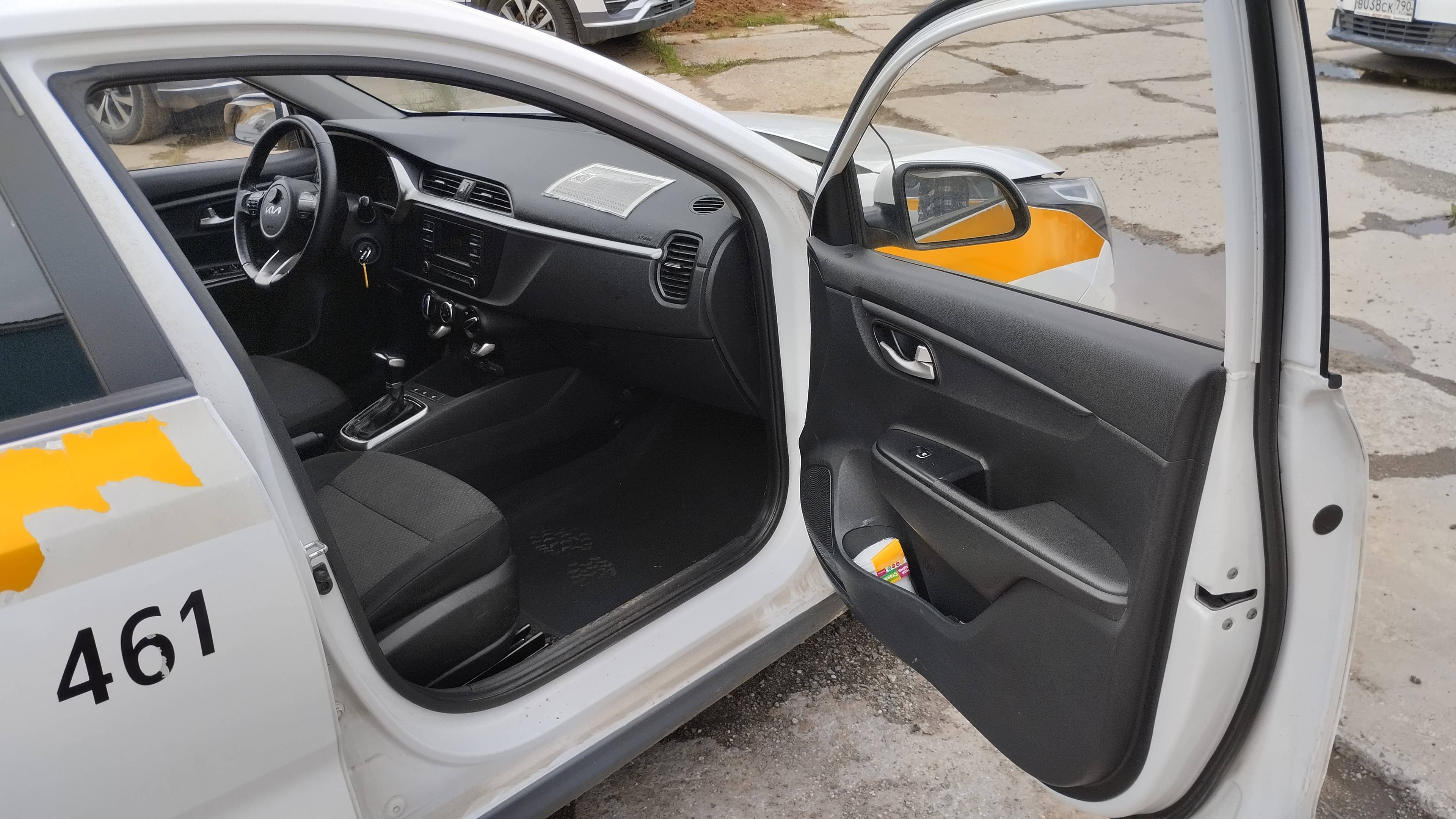 KIA Rio,  323 938 км, 2021 года в лизинг