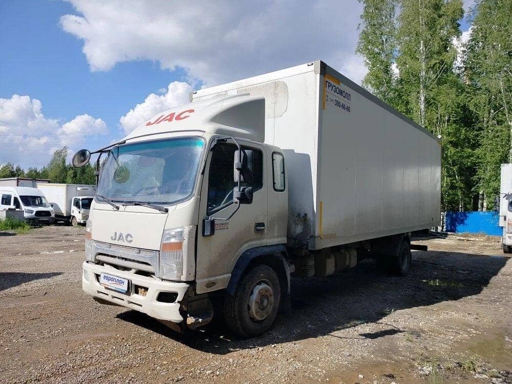 JAC N120