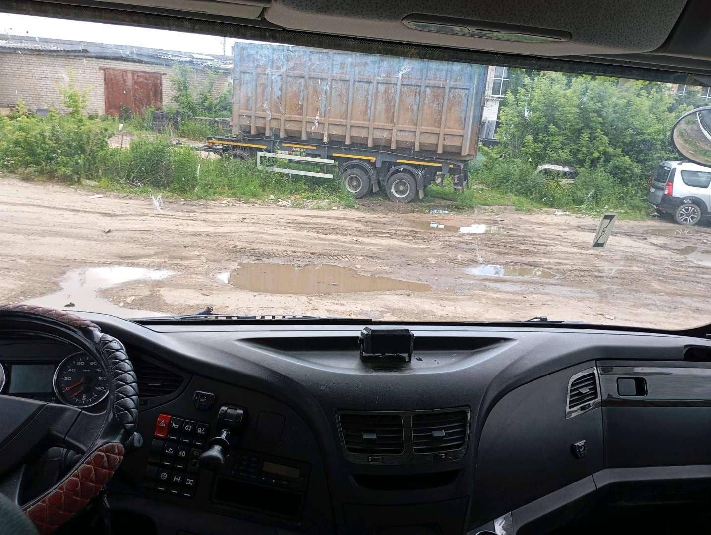 FAW CA3310P66K24T4E5 8х4,  136 846 км, 2023 года в лизинг