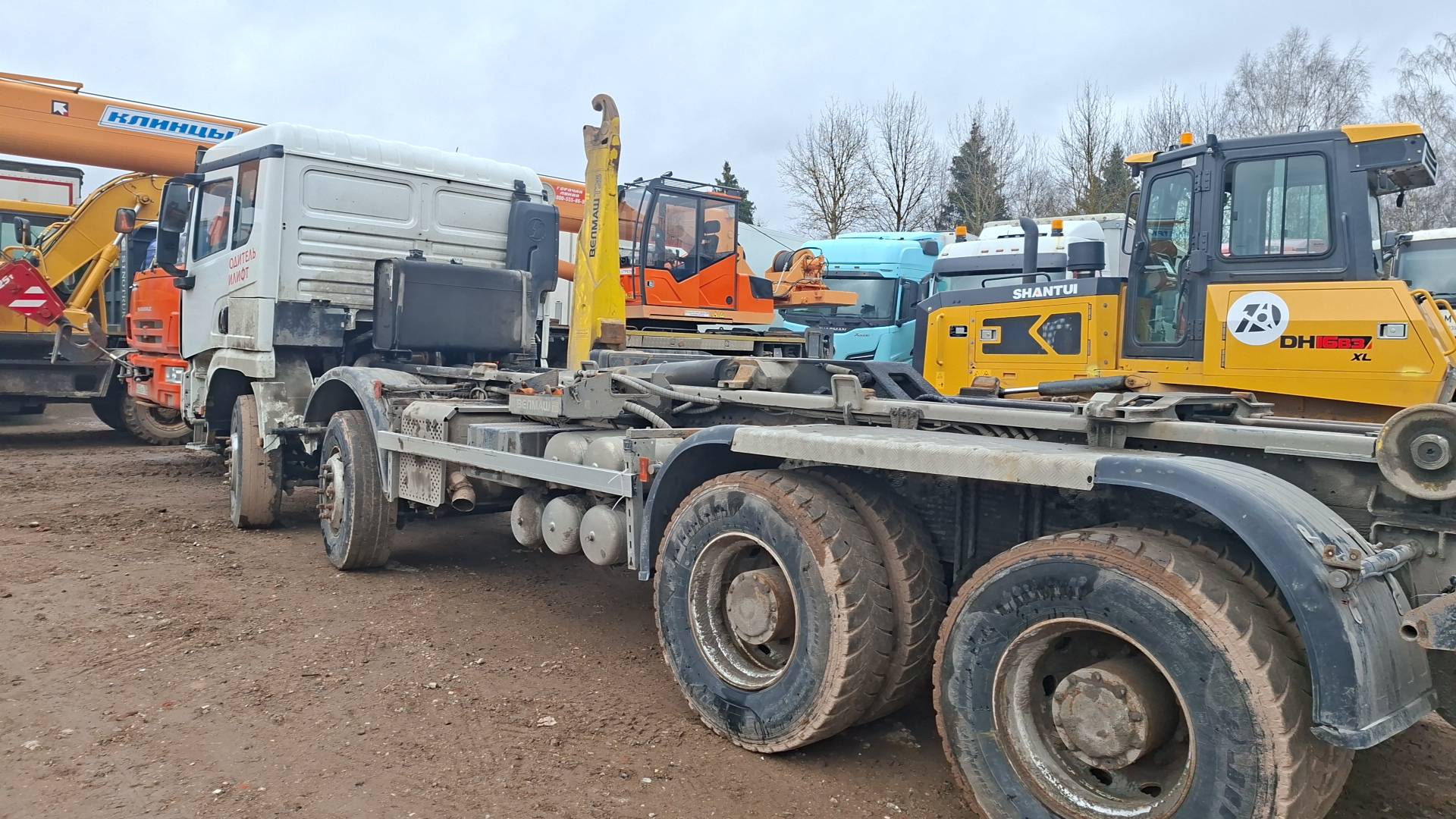 Shacman SX33186V366,  238 879 км, 2024 года в лизинг