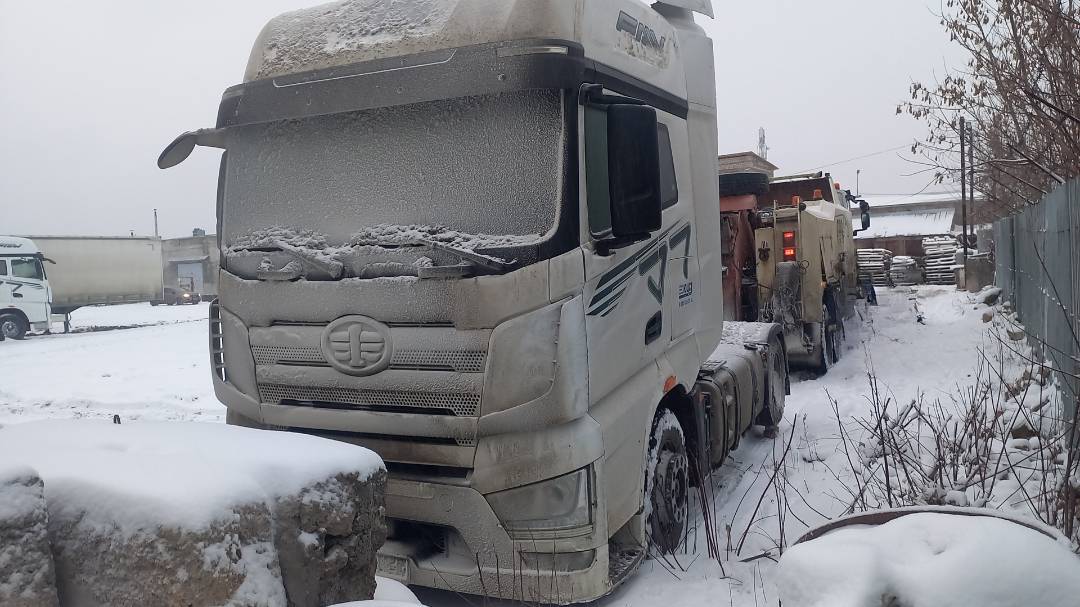 FAW CA4180P77K25E5 4x2