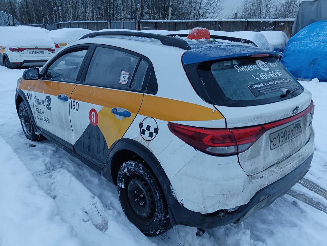 KIA Rio X-Line,  275 910 км, 2019 года в лизинг