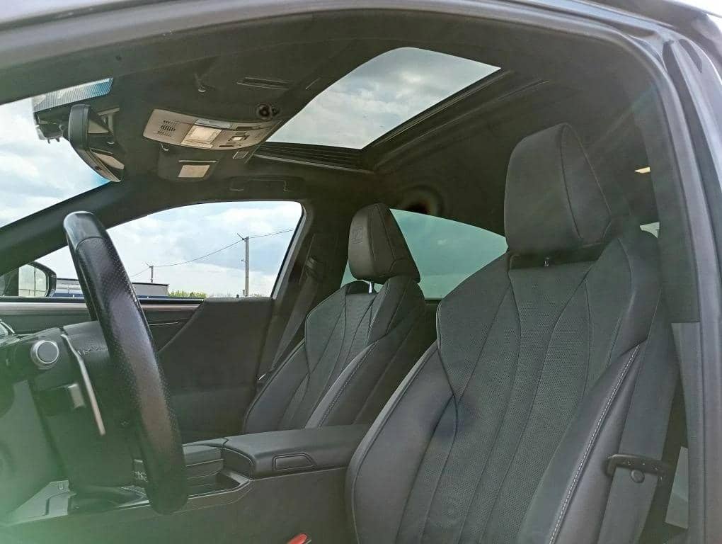 Lexus ES 250,  84 734 км, 2021 года в лизинг