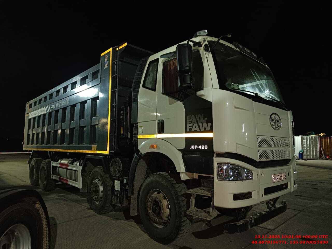 FAW CA3310P66K24T4E5 8х4,  99 812 км, 2022 года в лизинг