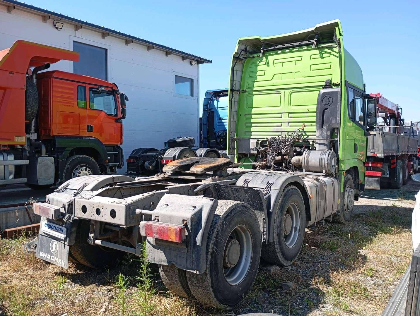 Shacman SX42584V324,  317 706 км, 2022 года в лизинг