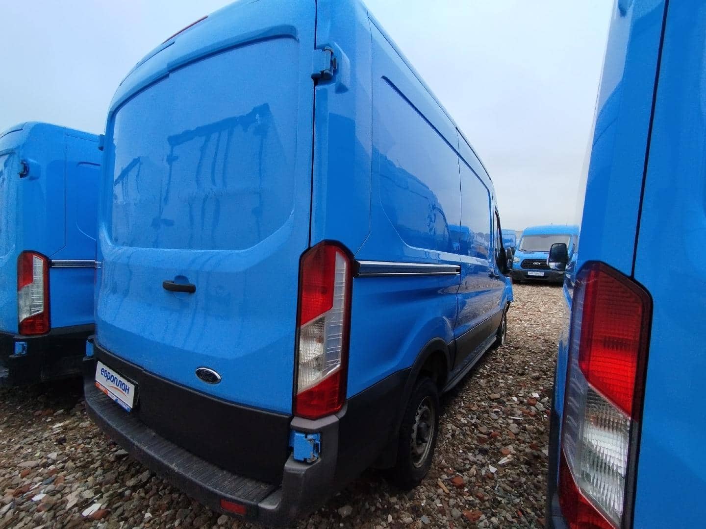 Ford Transit, 2021 года в лизинг