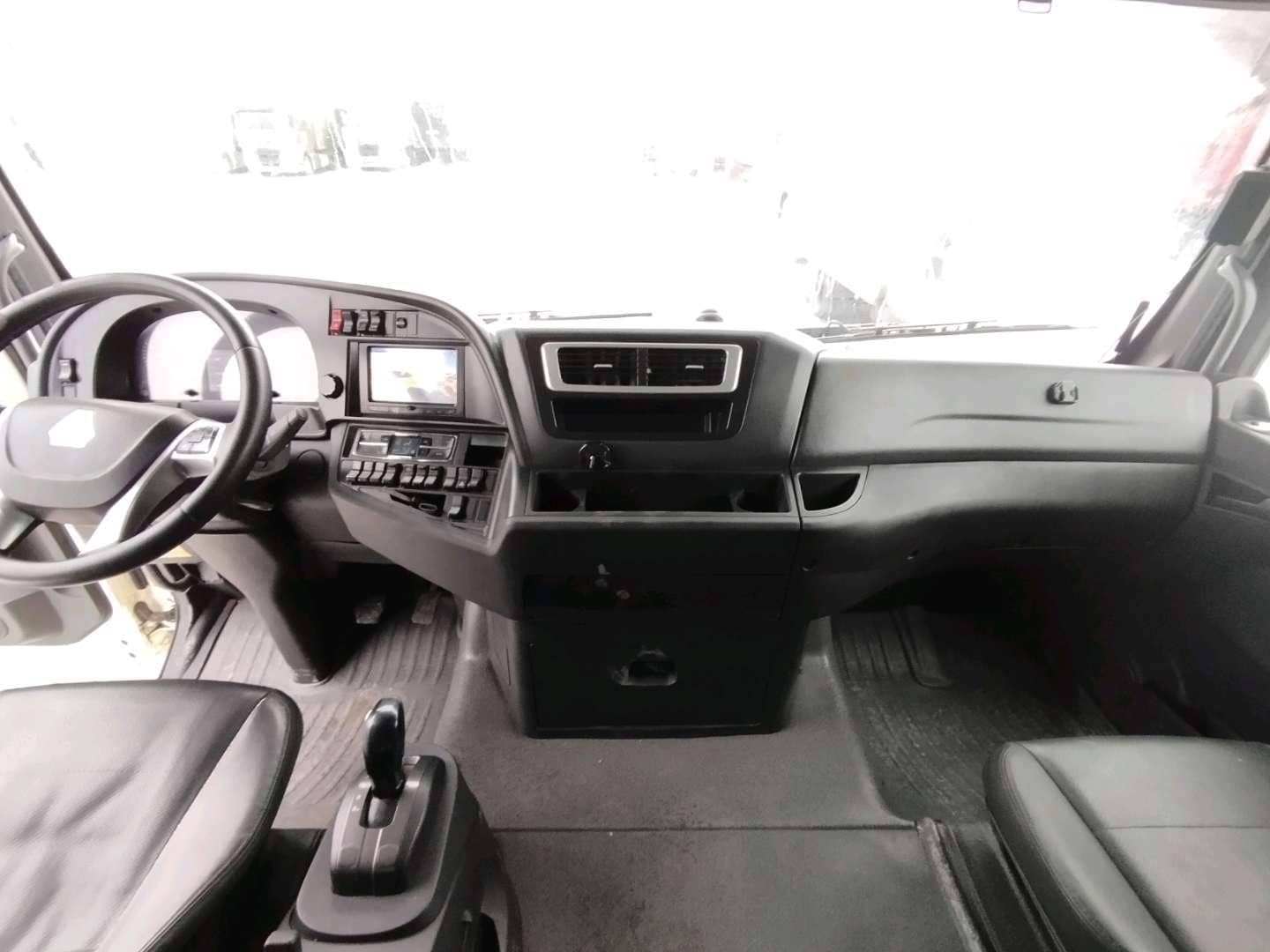 Sitrak C7H MAX ZZ4186V391HE,  599 091 км, 2023 года в лизинг