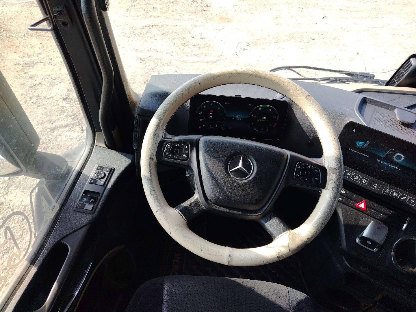 Mercedes-Benz Actros 5 1845 LS 4x2 (BigSpace),  904 704 км, 2021 года в лизинг