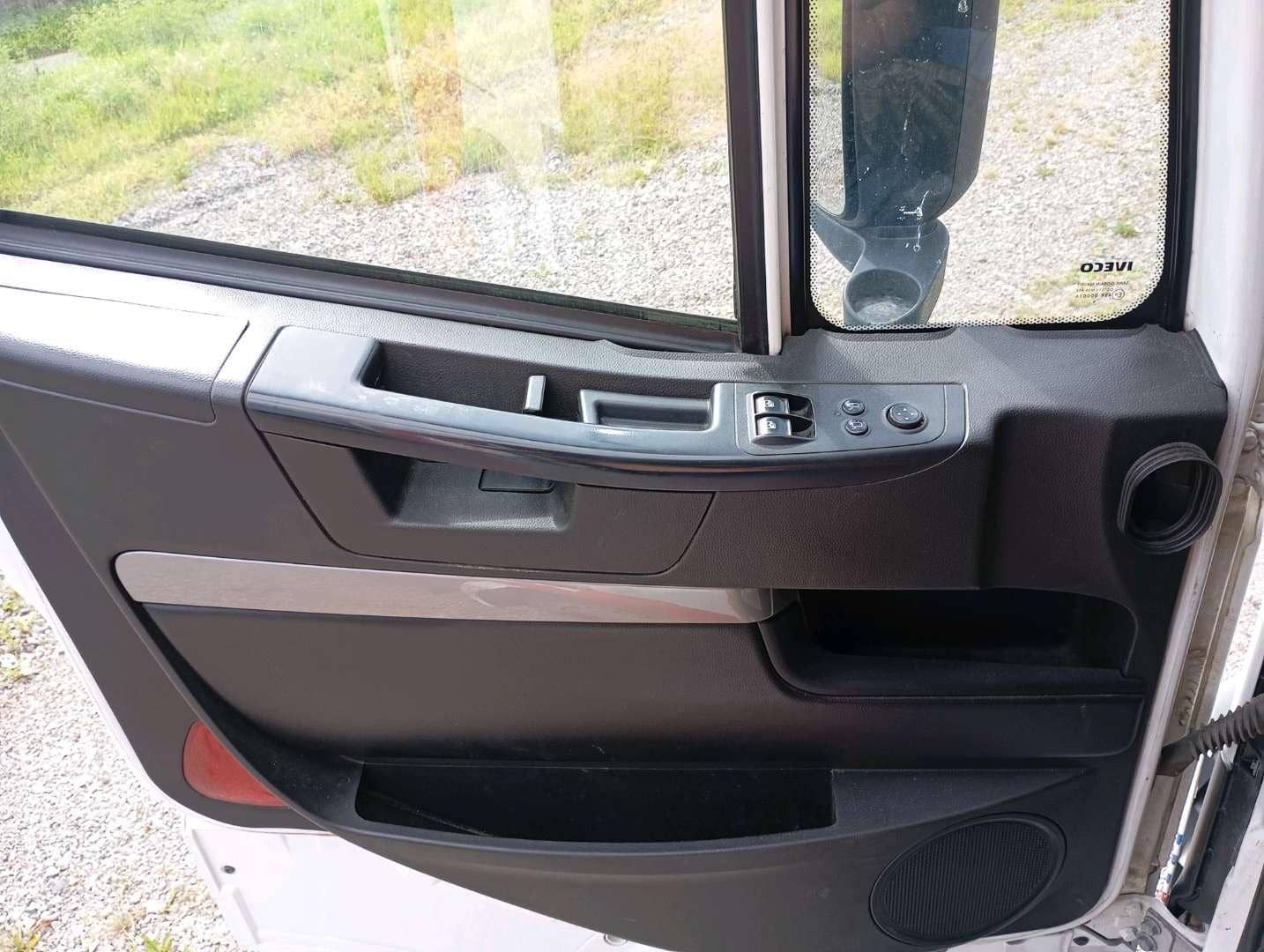 IVECO Stralis AS440S46T/P CNG 4x2,  1 092 563 км, 2019 года в лизинг