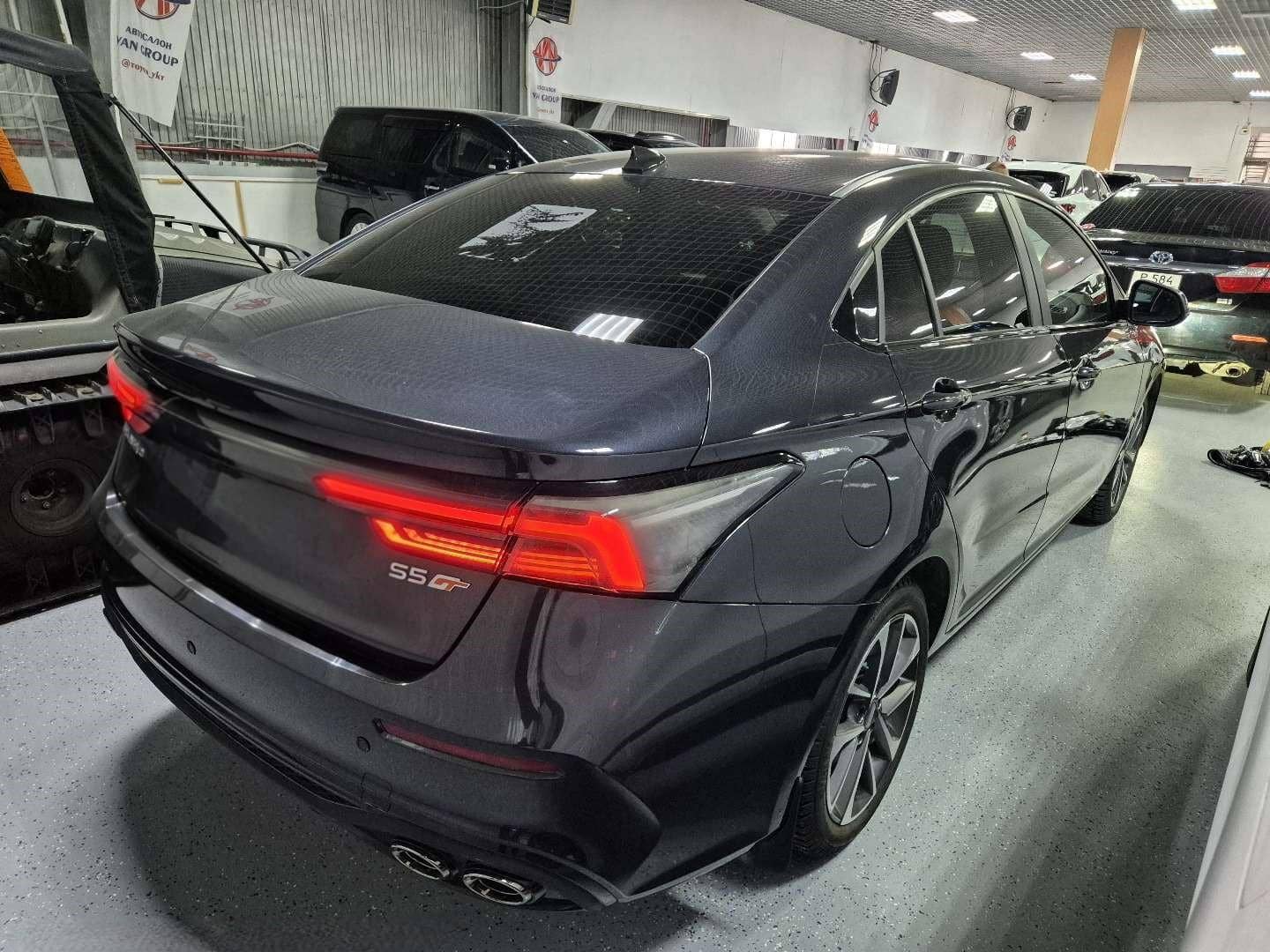OMODA S5 GT,  12 984 км, 2024 года в лизинг