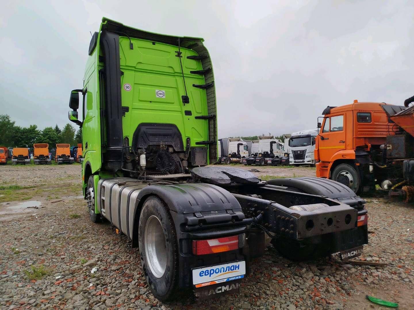 Shacman SX4188YY381,  294 774 км, 2023 года в лизинг
