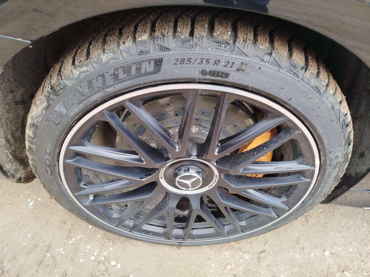 Mercedes-Benz S седан,  27 672 км, 2023 года в лизинг