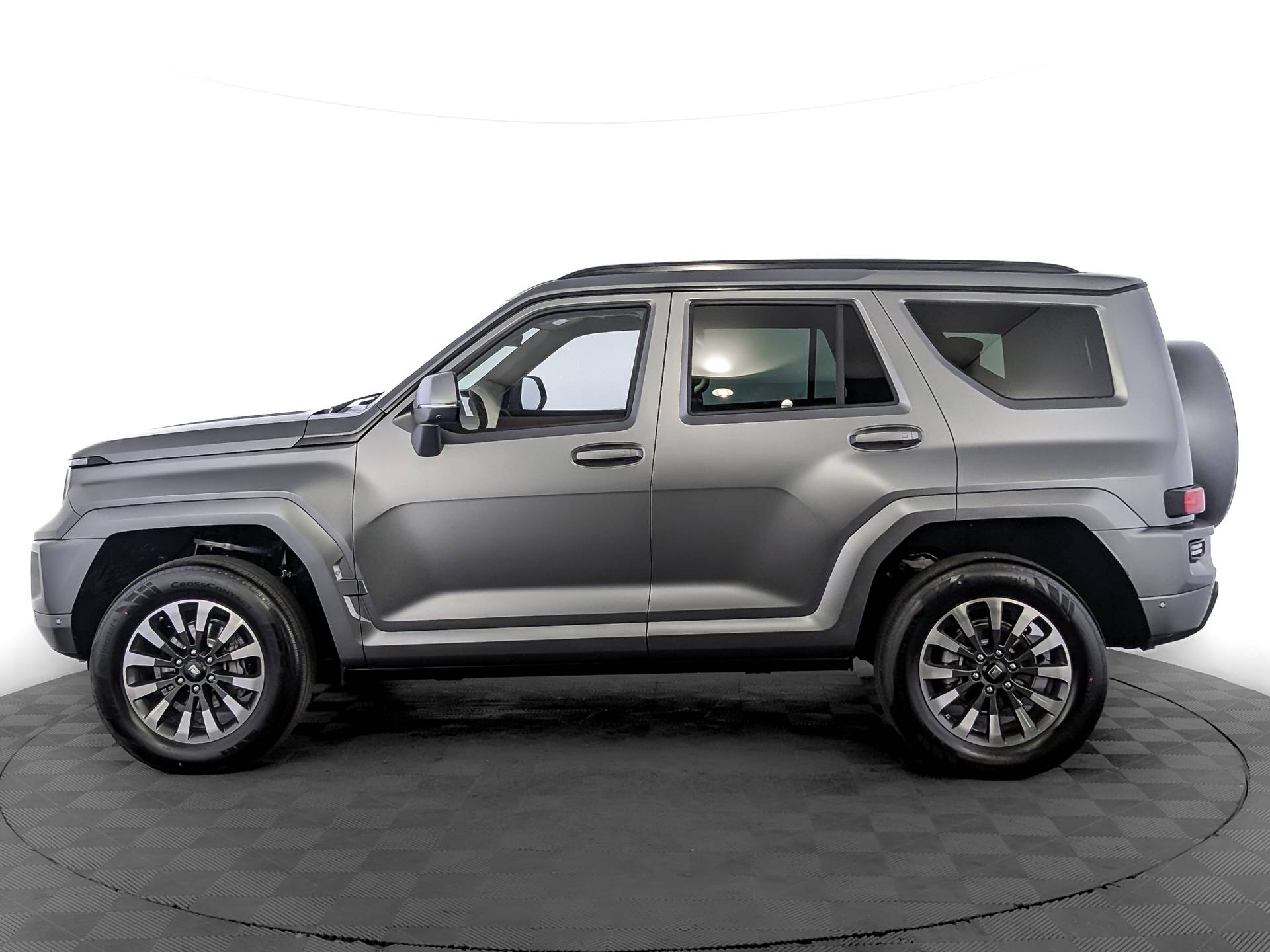 Tank 700 Premium 3.0 9AT 4WD