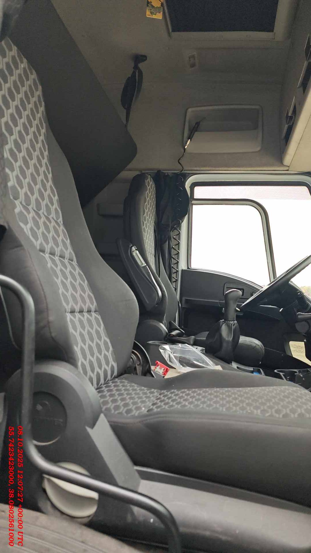 Ford CARGO 1848Т 4x2,  850 403 км, 2018 года в лизинг