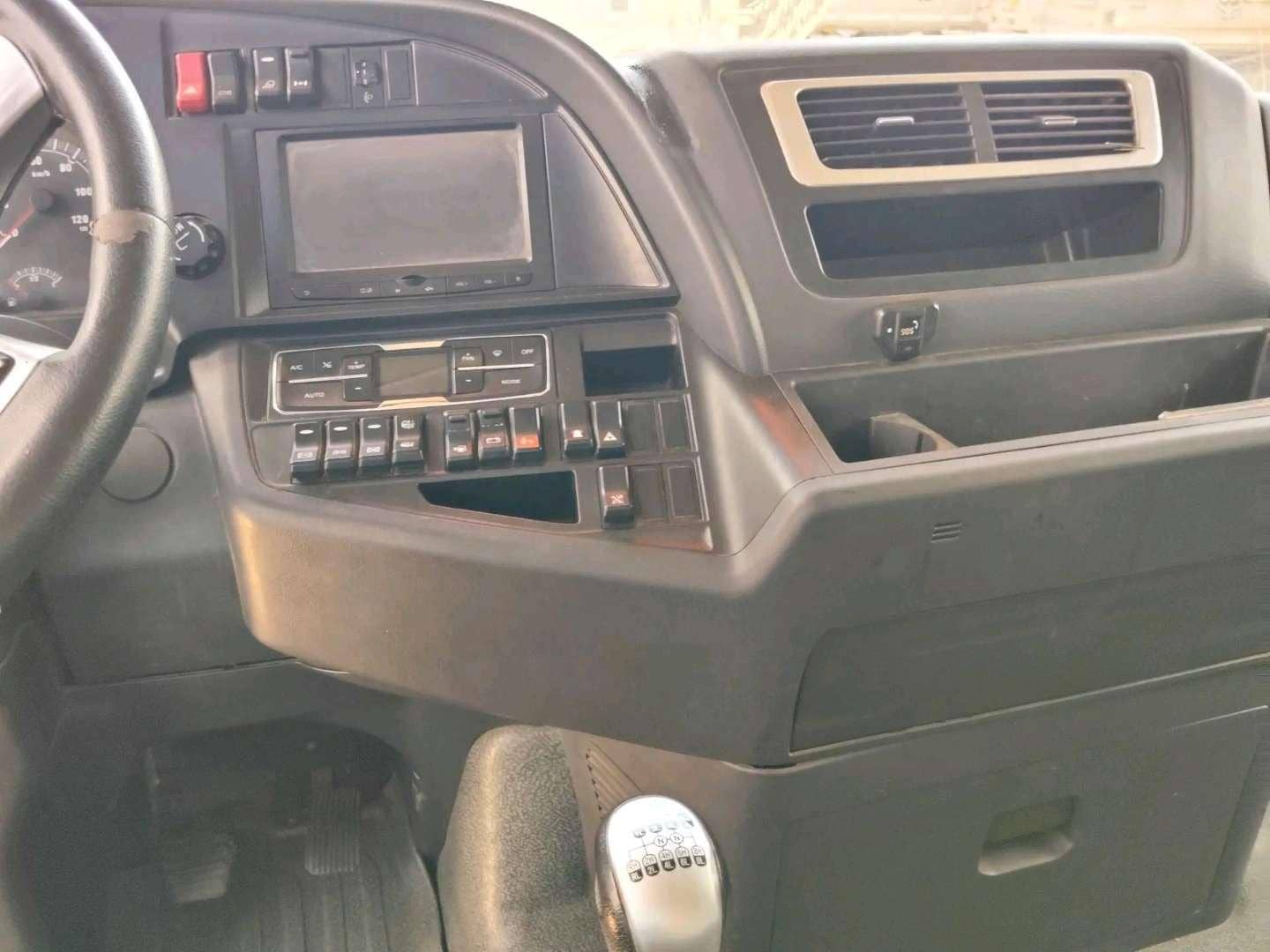 Sitrak C7H MAX ZZ4186V391HE,  211 887 км, 2024 года в лизинг