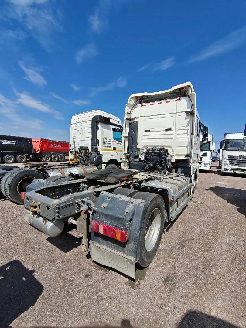 Sitrak C7H MAX 4x2 ZZ4186V361HE,  329 939 км, 2023 года в лизинг