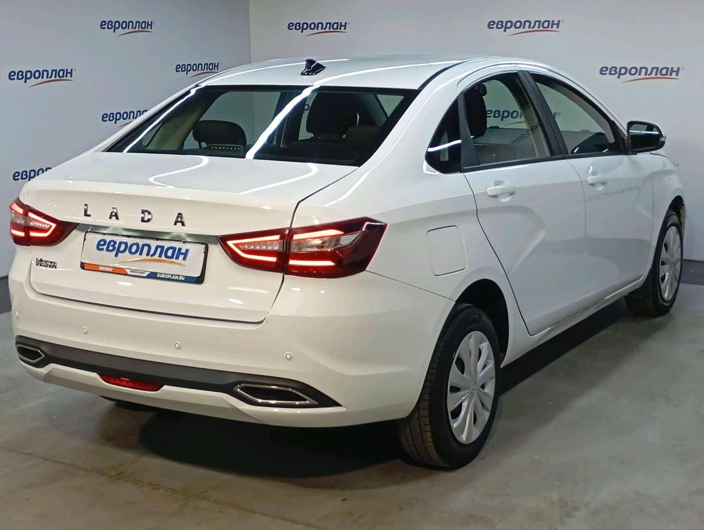 Lada Vesta седан,  119 376 км, 2024 года в лизинг