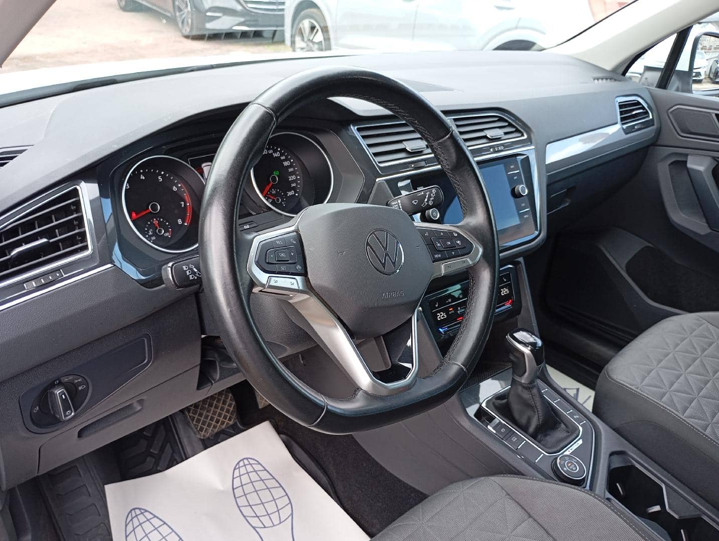 Volkswagen Tiguan,  72 368 км, 2021 года в лизинг
