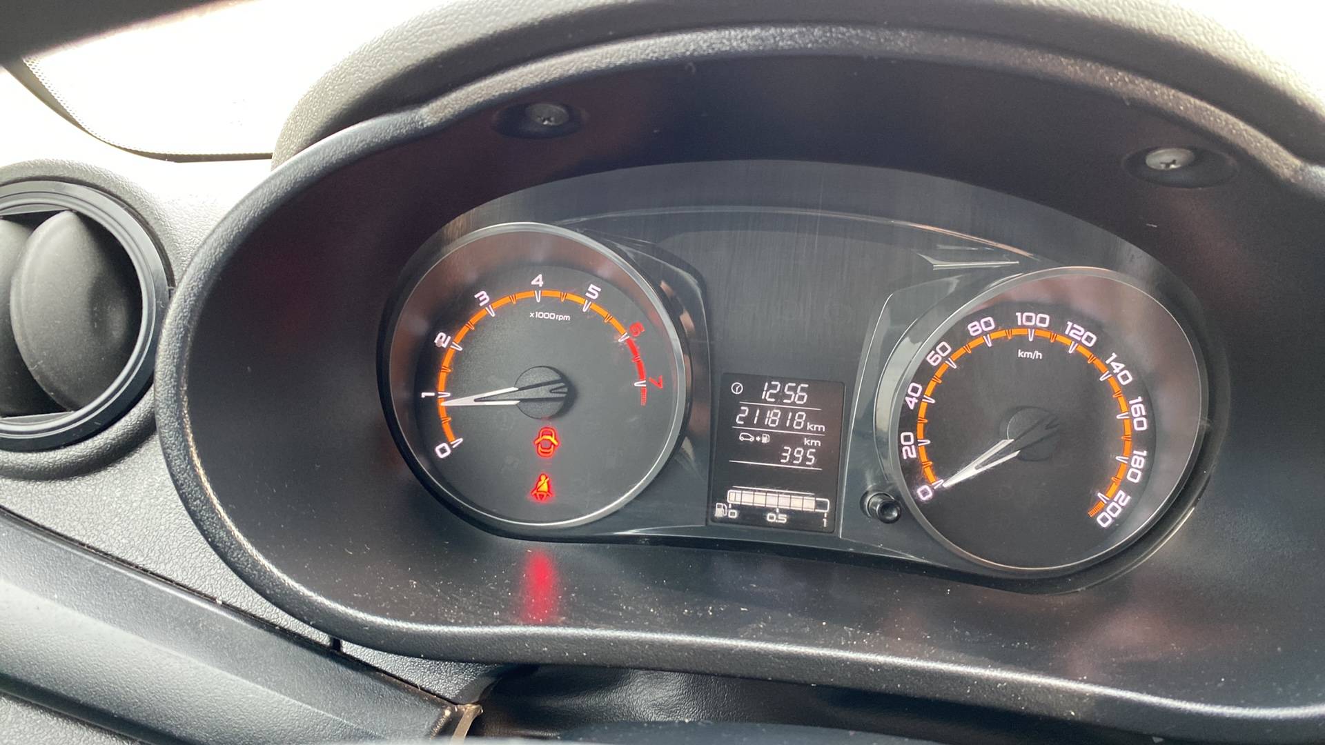 Lada Granta лифтбек,  211 818 км, 2023 года в лизинг