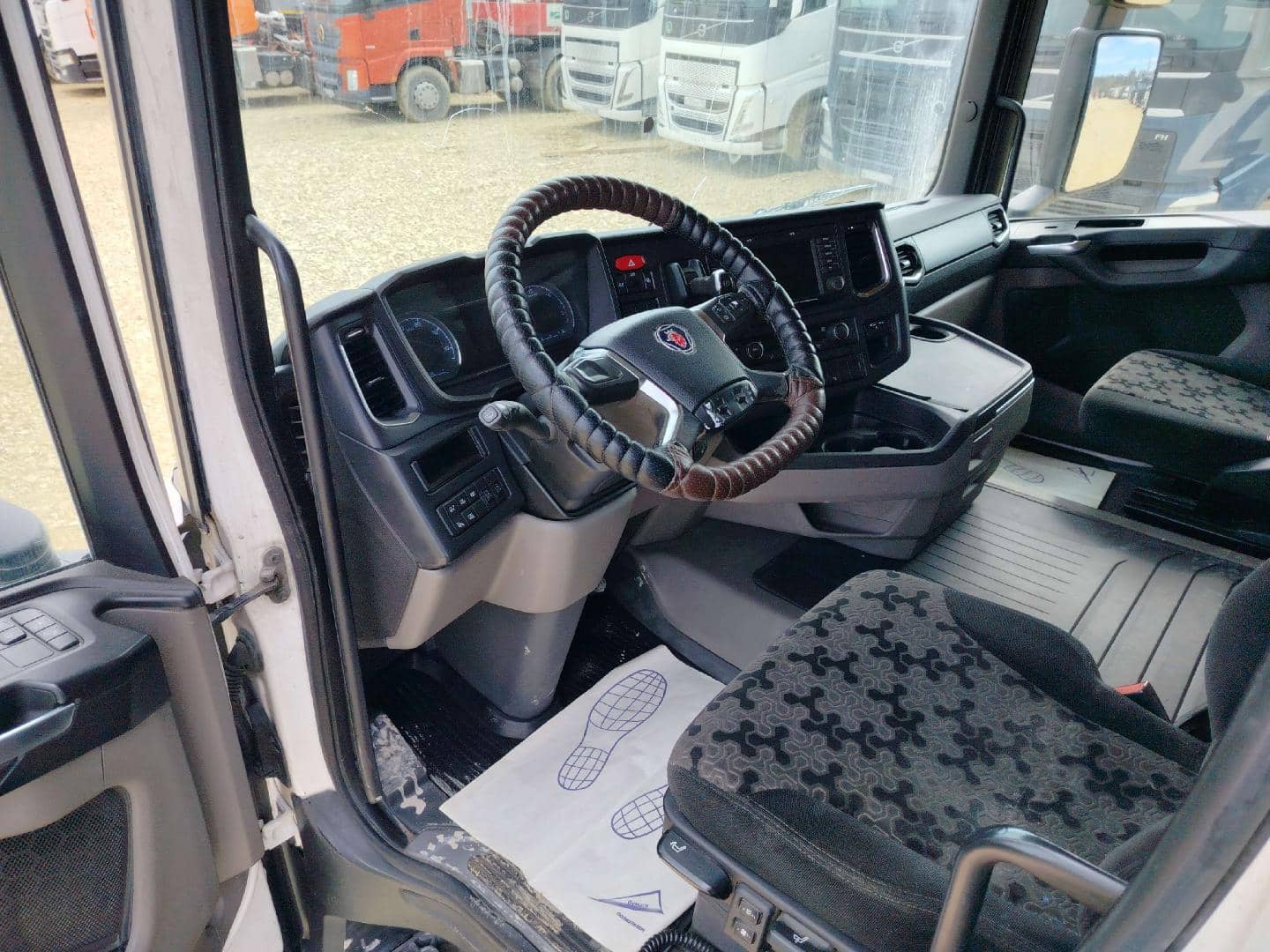 SCANIA R4X200 R410,  698 309 км, 2021 года в лизинг